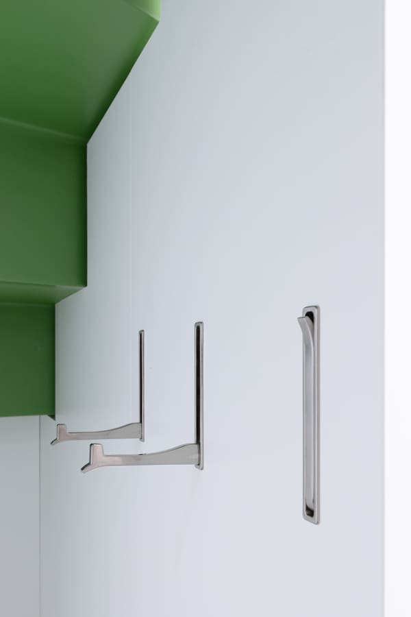 Details 23 Treppenschrank Details 23 Treppenschrank