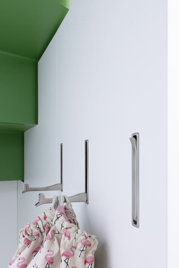 Details 24 Treppenschrank Treppenschrank
