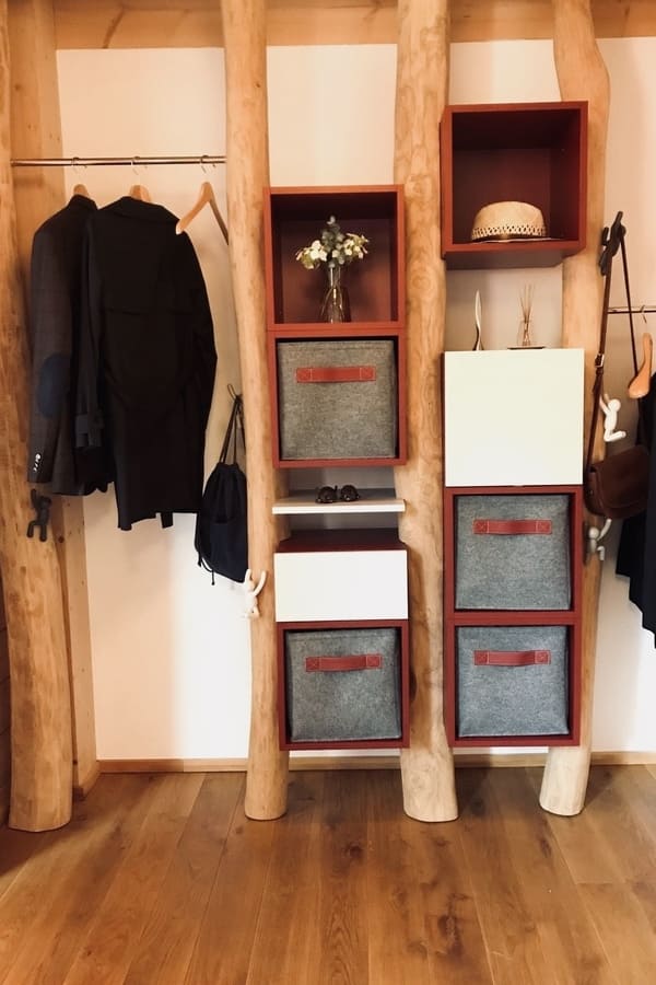 Garderobe im Holzhaus - nachher