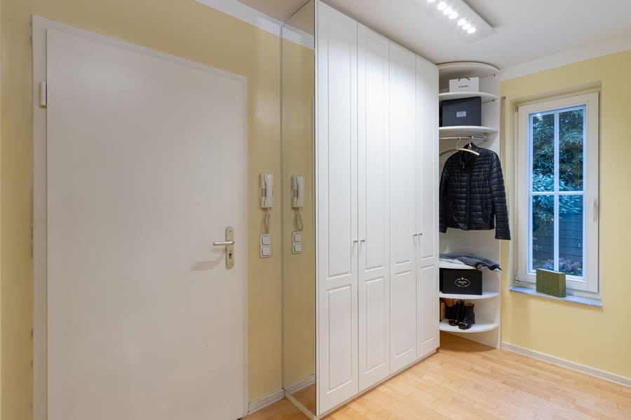 Garderobe vom Möbeltischler in Köln Garderobe vom Möbeltischler in Köln