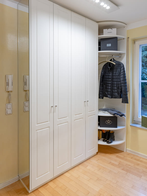 Garderobe vom Tischler – nachher Garderobe vom Tischler - nachher